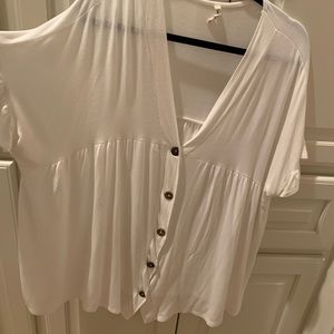 White simple flowly too